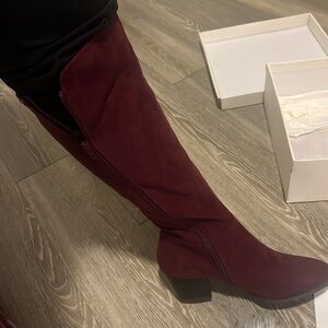 Women's Burgundy Knee-High Boots